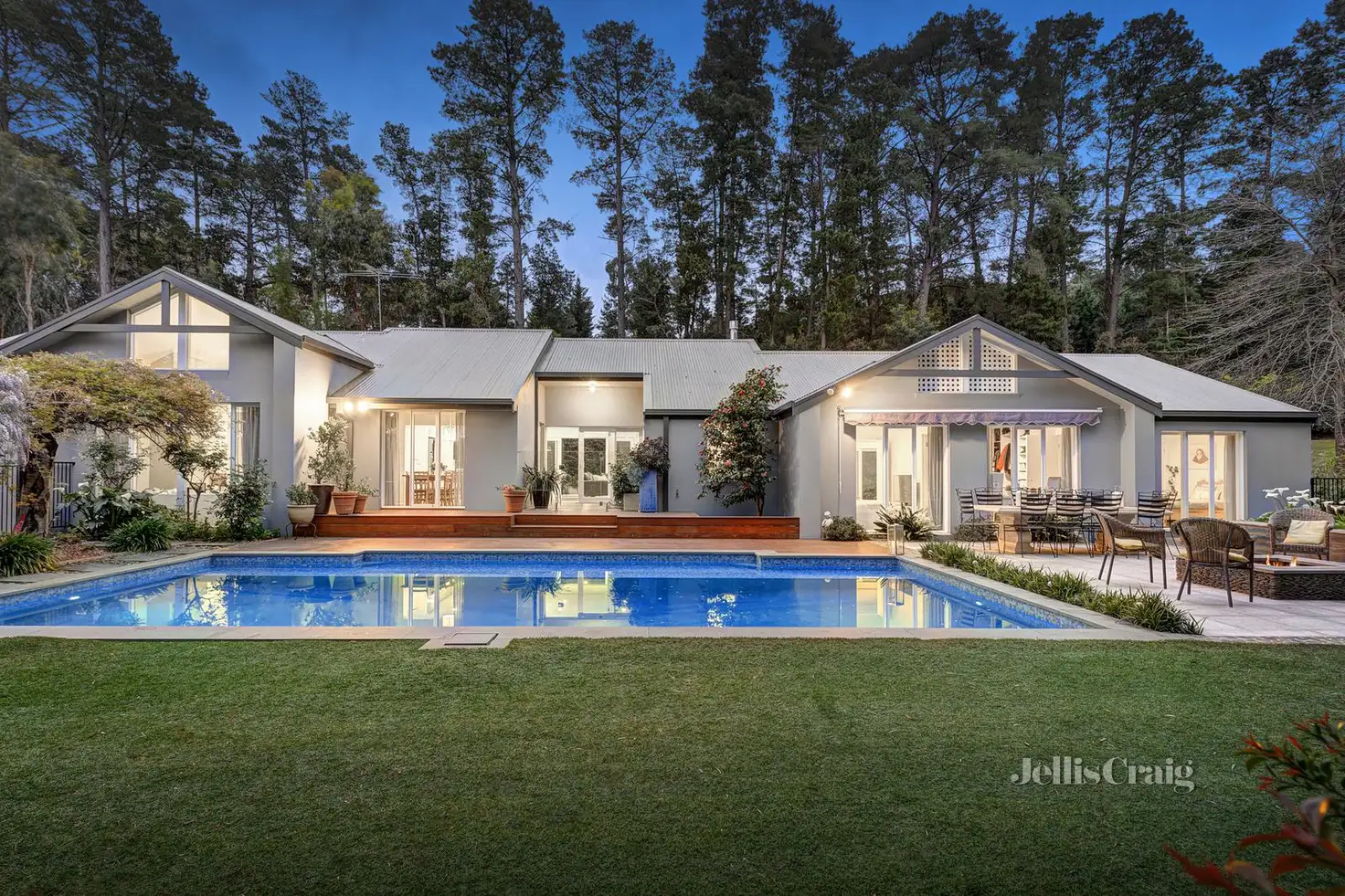 Main view of Homely house listing, 10 Cudgee Court, Research VIC 3095