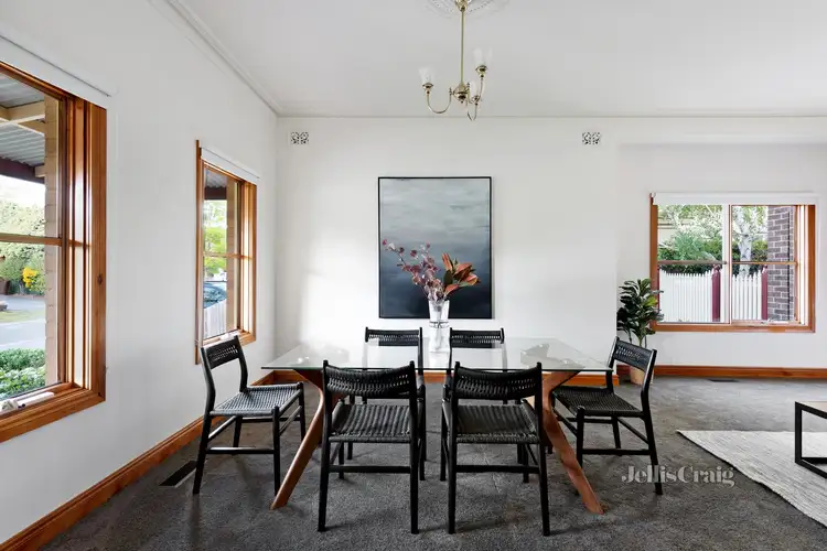 Fifth view of Homely house listing, 8 Huntingfield Court, Carnegie VIC 3163
