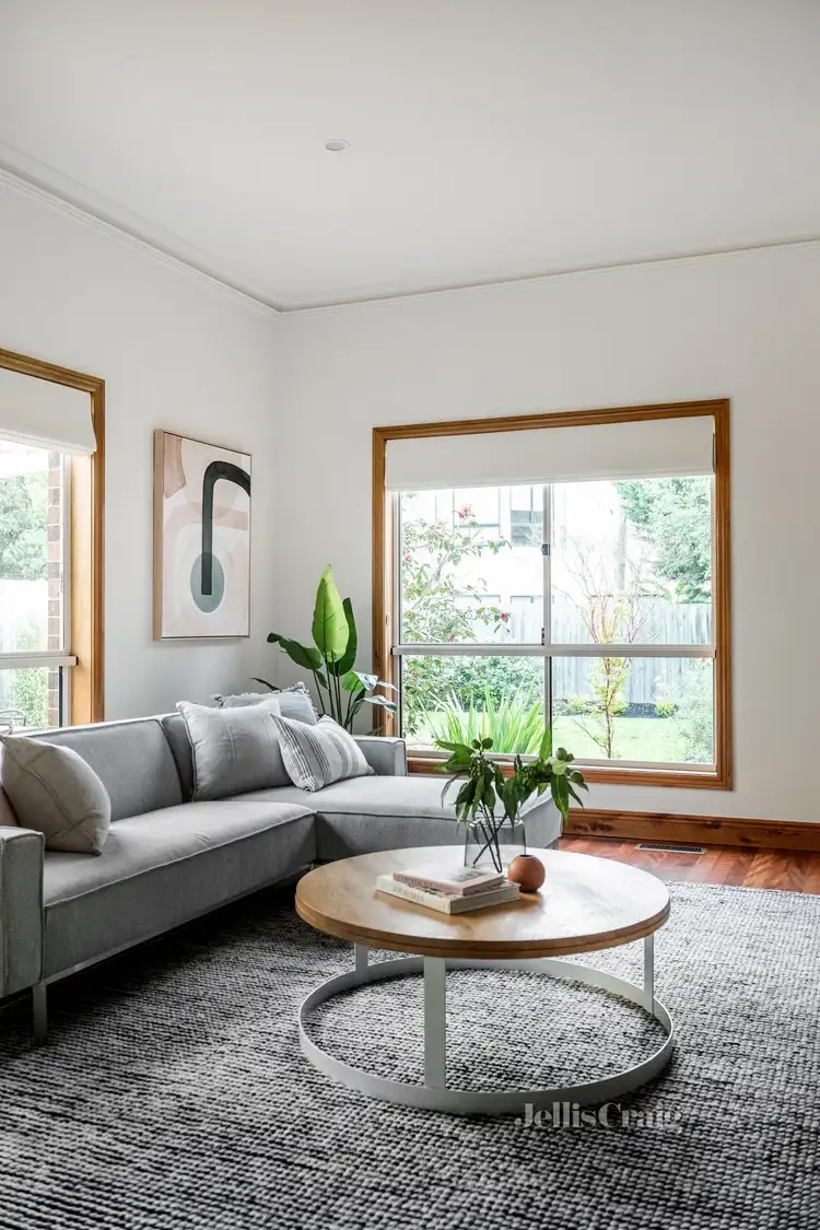 Sixth view of Homely house listing, 8 Huntingfield Court, Carnegie VIC 3163