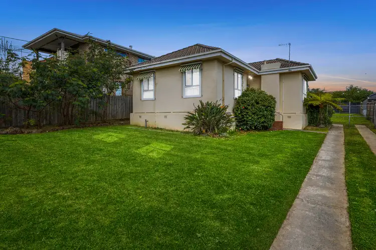8 Electra Avenue, Ashwood VIC 3147