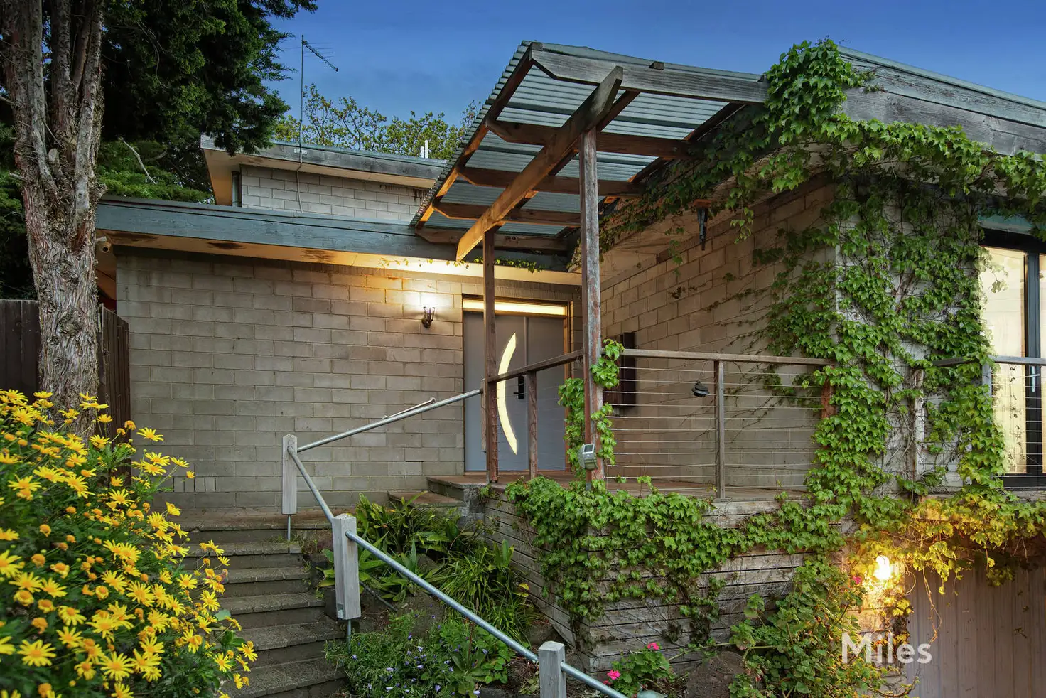 Main view of Homely house listing, 1 Taree Place, Yallambie VIC 3085