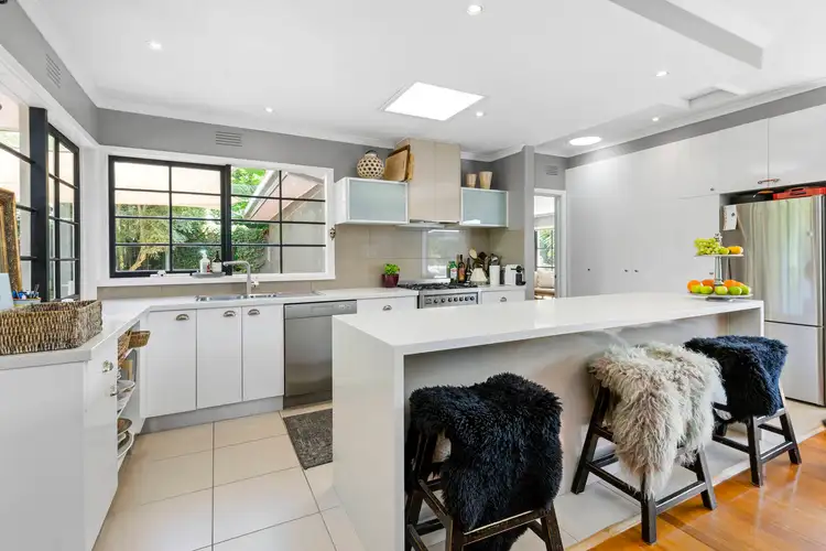Fifth view of Homely house listing, 4 Richard Court, Mount Eliza VIC 3930