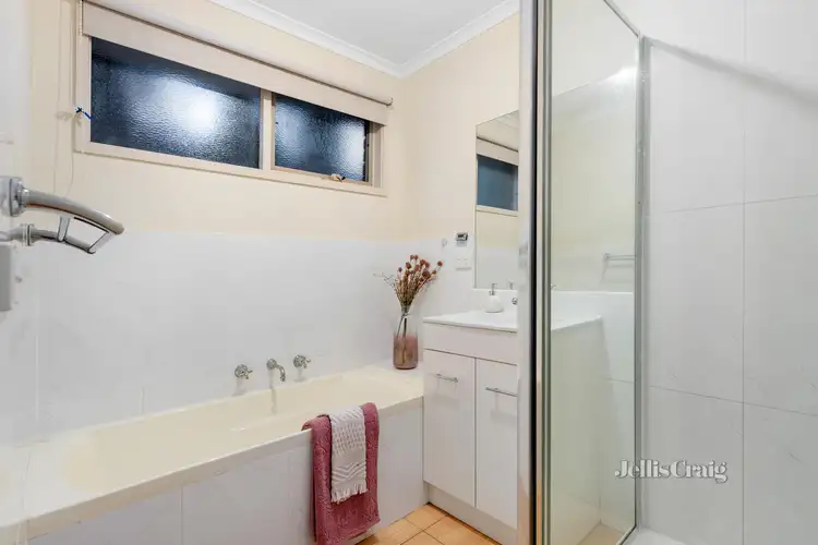 Sixth view of Homely unit listing, 2/22 William Street, Greensborough VIC 3088