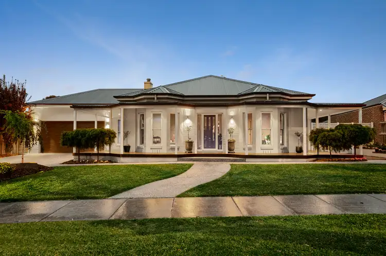 30 Flaxen Hills  Road, Doreen VIC 3754