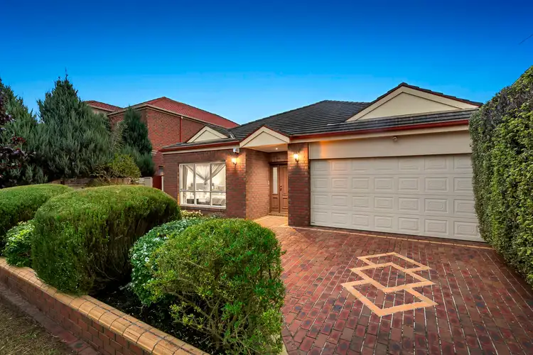 17 Olympian Avenue, Mount Waverley VIC 3149