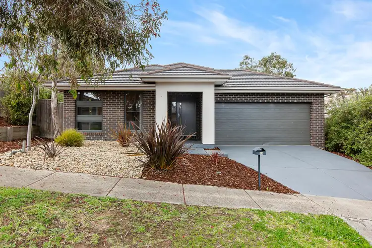15 Bear Crescent, Doreen VIC 3754