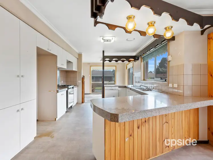 Fifth view of Homely house listing, 5 Prestwick Court, Frankston VIC 3199