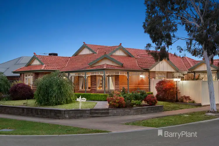 15 Downey  Drive, Doreen VIC 3754