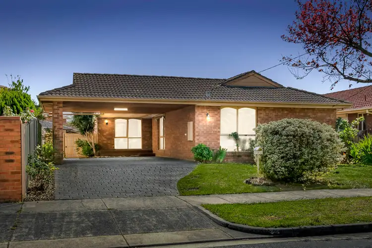 72 Hunt Crescent, Clarinda VIC 3169