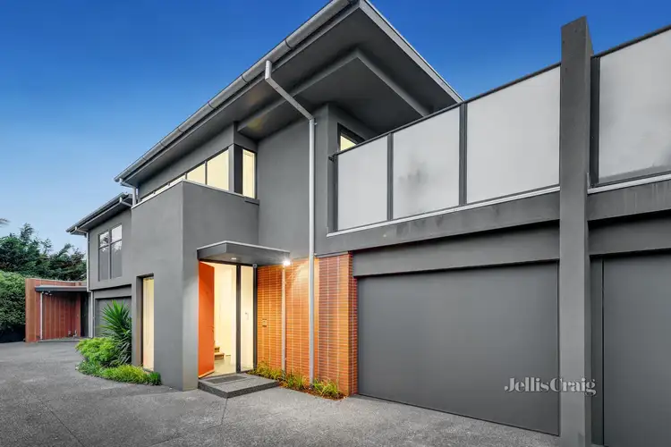 Main view of Homely townhouse listing, 2/39 Whitmuir Road, Bentleigh VIC 3204