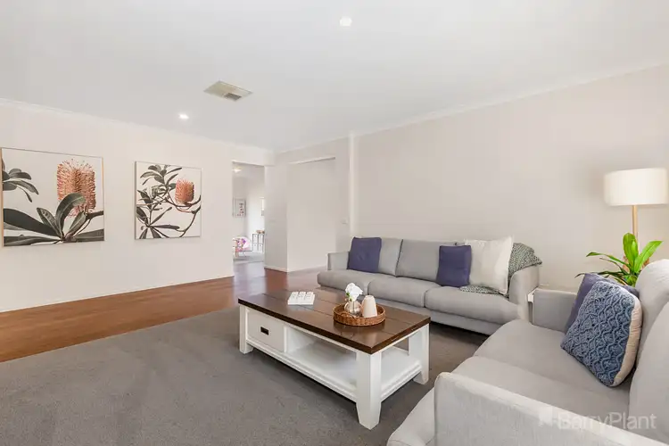 Fourth view of Homely house listing, 8 Belleview Cres, Beveridge VIC 3753