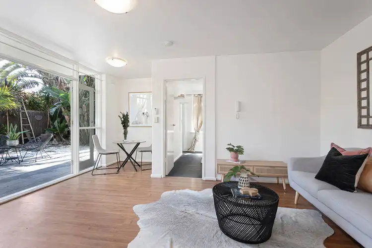 Third view of Homely apartment listing, 3/2 Pozieres Avenue, Elwood VIC 3184