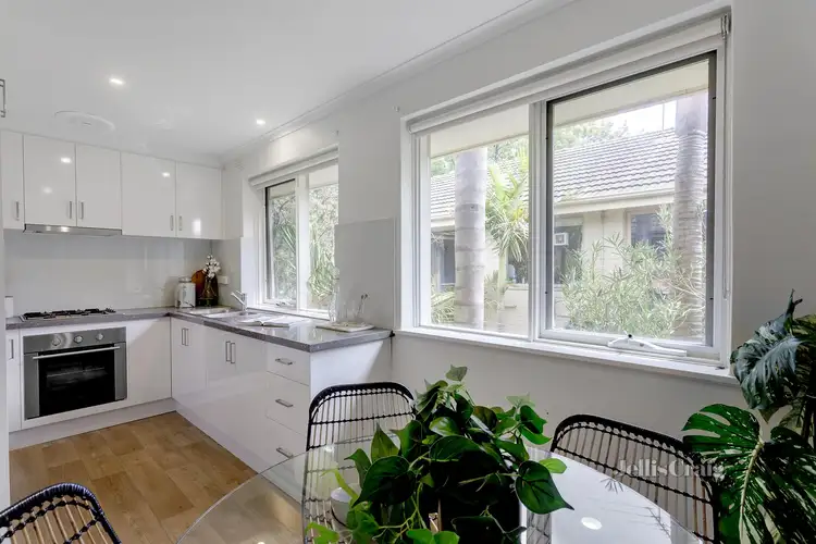 Second view of Homely apartment listing, 7/6 Brentwood Street, Bentleigh VIC 3204