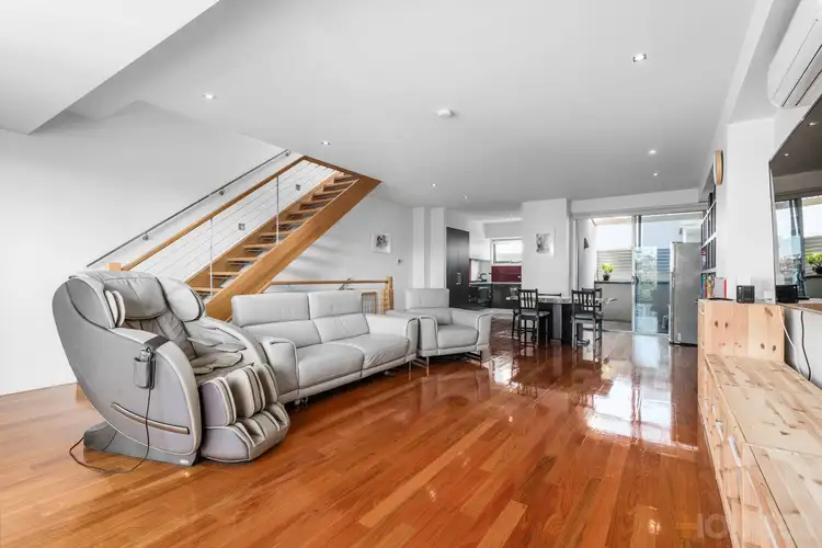 Fourth view of Homely townhouse listing, 17 Silverbanks Grove, Mentone VIC 3194