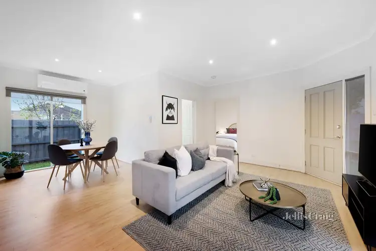 Fifth view of Homely unit listing, 2/104 Parkmore Road, Bentleigh East VIC 3165
