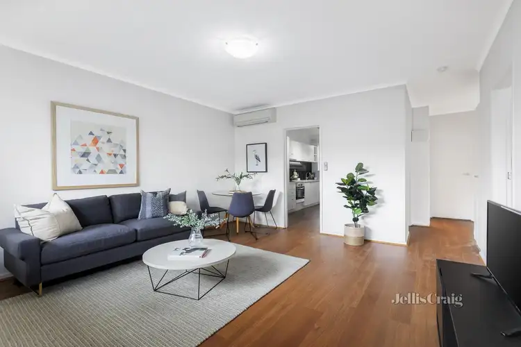 2/6 Lillimur Road, Ormond VIC 3204