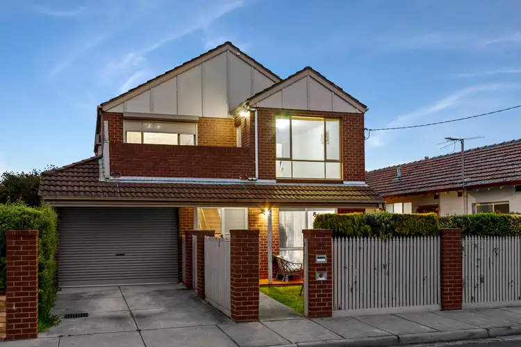 55 McLaurin Road, Carnegie VIC 3163