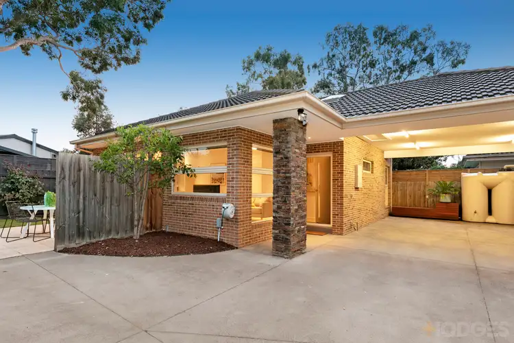 2/6 Magnolia Street, Mordialloc VIC 3195