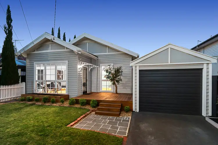 11 Charles Street, Cheltenham VIC 3192