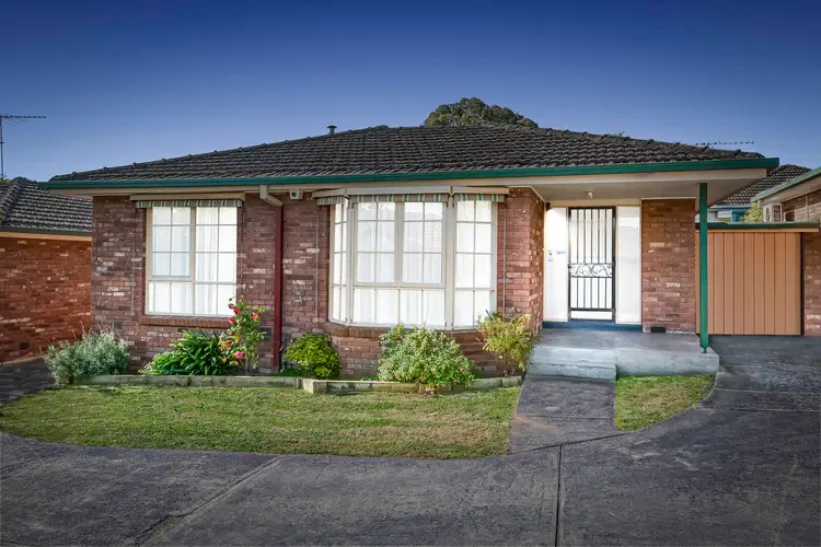 Main view of Homely unit listing, 4/17 Raymond Street, Ashwood VIC 3147