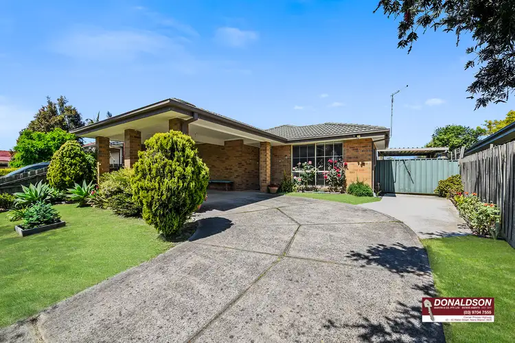 9 Rundell Way, Pakenham VIC 3810