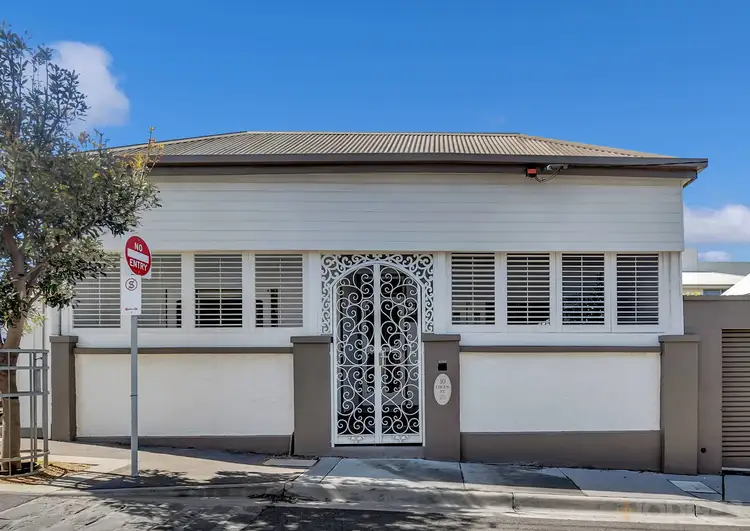 Main view of Homely house listing, 10 Owen Street, Mordialloc VIC 3195