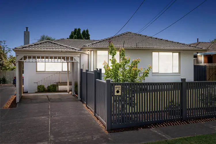 2/25 Parkhill Drive, Ashwood VIC 3147