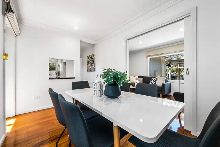 Fifth view of Homely unit listing, 2/25 Parkhill Drive, Ashwood VIC 3147