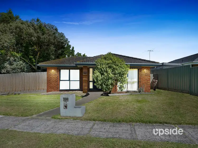 112 Courtenay Avenue, Cranbourne North VIC 3977