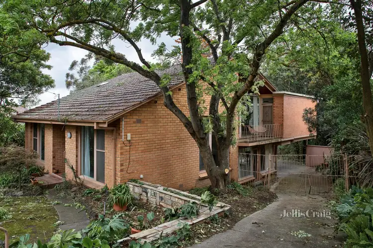 7 St Hubert Road, Ivanhoe East VIC 3079