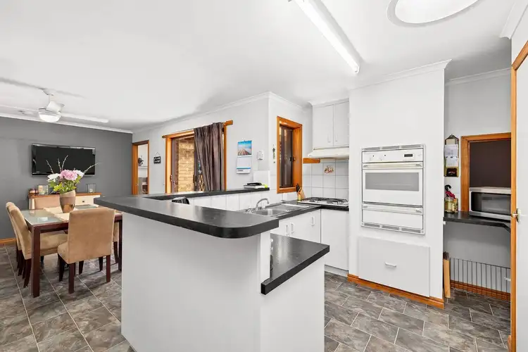 Fourth view of Homely house listing, 3 Teague Court, Sebastopol VIC 3356