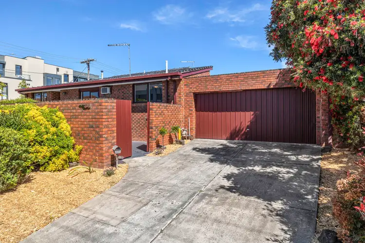 Main view of Homely unit listing, 2/646 Centre Road, Bentleigh East VIC 3165