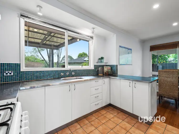 Sixth view of Homely house listing, 27 Stradbroke Avenue, Frankston South VIC 3199