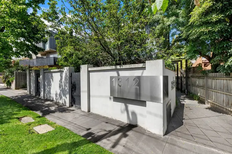 9/1312 Dandenong Road, Hughesdale VIC 3166