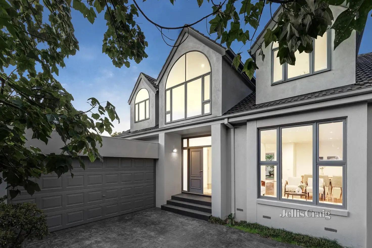 Main view of Homely townhouse listing, 2/17 Hopkins Street, Mckinnon VIC 3204