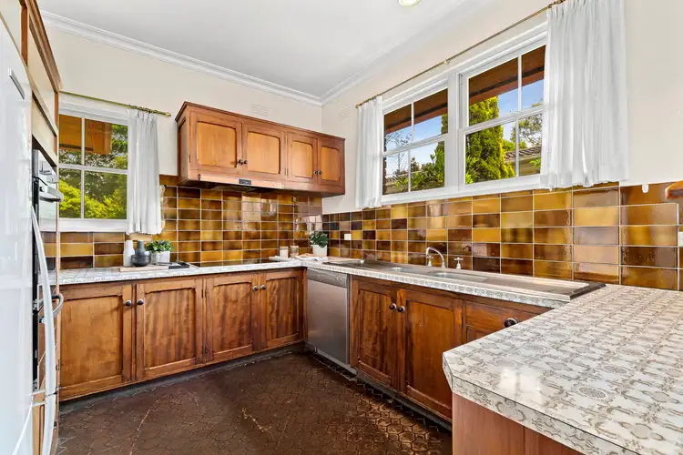 Sixth view of Homely house listing, 7 Glasson Square, Mount Waverley VIC 3149