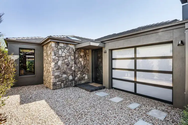 Main view of Homely townhouse listing, 2/4 Mawby Road, Bentleigh East VIC 3165