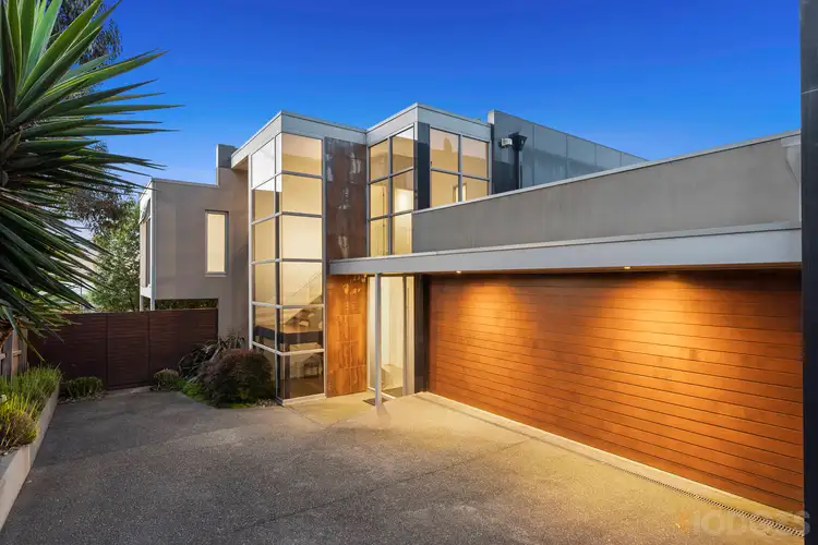 3/18 Wallaroo Way, Highton VIC 3216