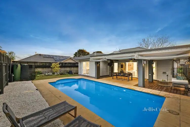 Second view of Homely house listing, 2 Rayern Court, Bentleigh East VIC 3165