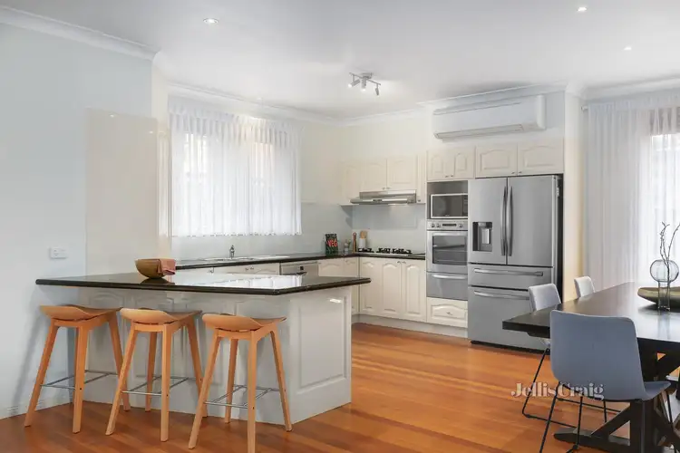 Fifth view of Homely house listing, 7 Duckmanton Court, Bentleigh East VIC 3165