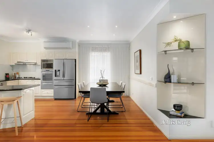 Sixth view of Homely house listing, 7 Duckmanton Court, Bentleigh East VIC 3165