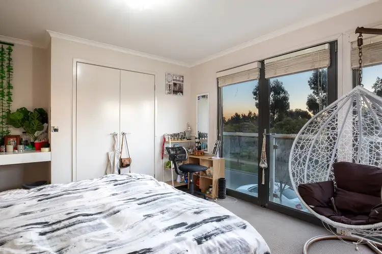 Fourth view of Homely townhouse listing, 7 Sunline Avenue, Alfredton VIC 3350