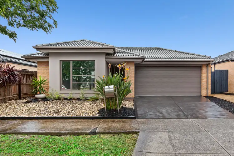 15 Navigate  Road, Doreen VIC 3754