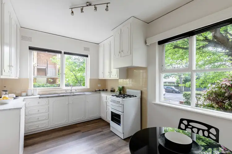 Fifth view of Homely apartment listing, 1/18a Mercer Road, Armadale VIC 3143