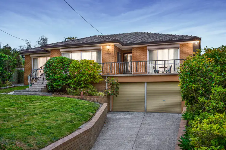 19 Hawk Street, Doncaster East VIC 3109