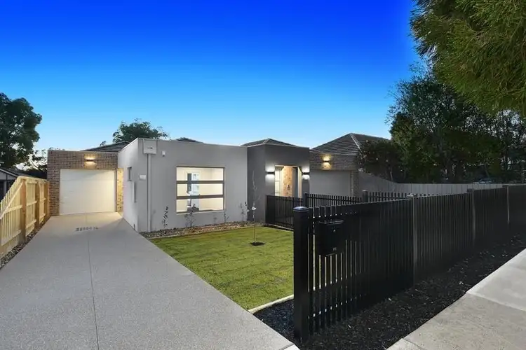 75 Bowes Avenue