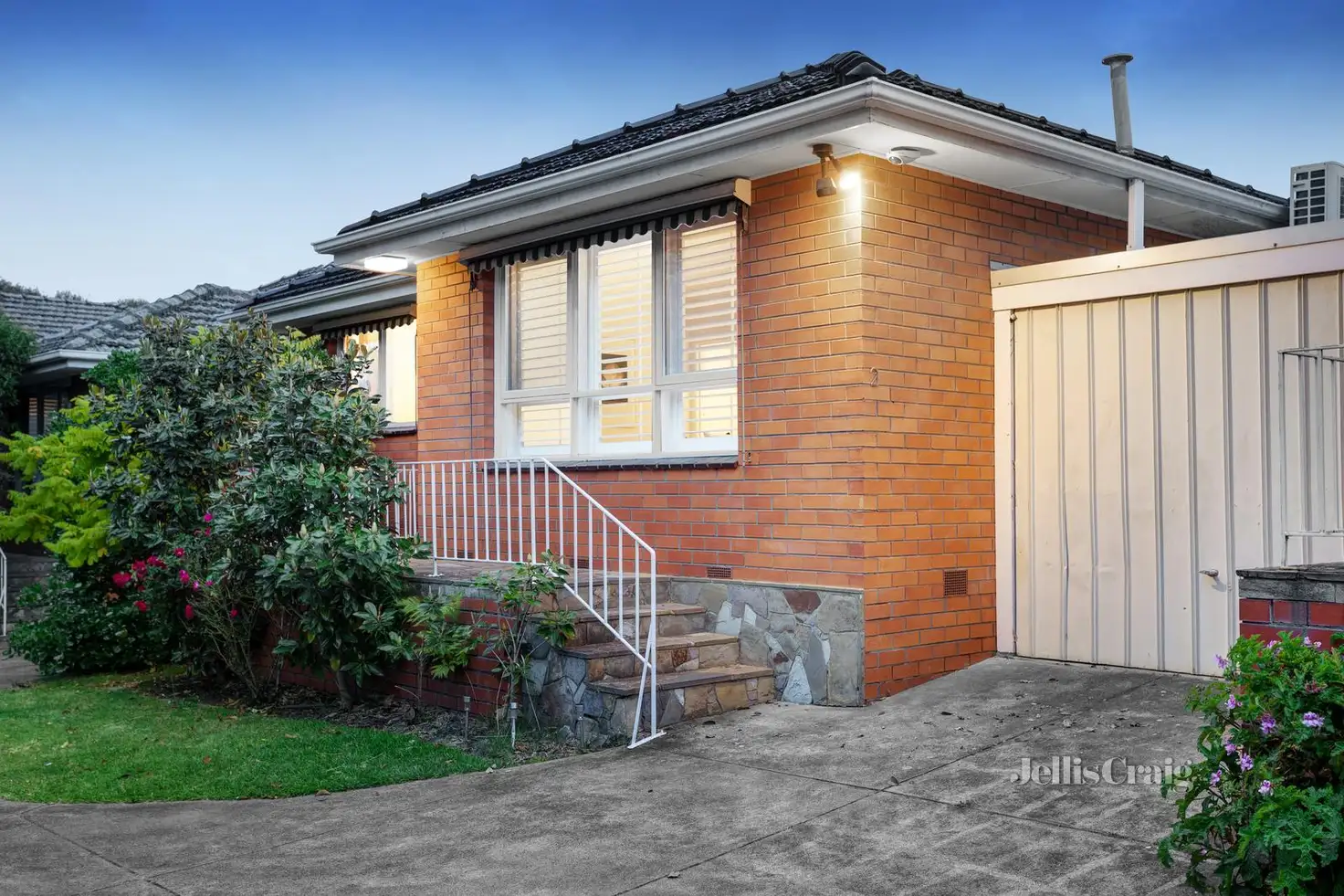 Main view of Homely villa listing, 2/88 Roslyn Street, Brighton VIC 3186