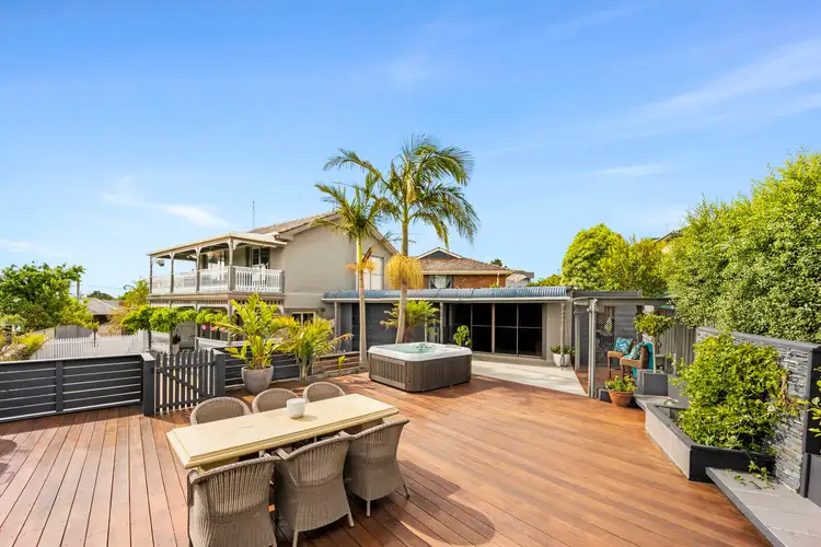 12 Brae Court, Chadstone VIC 3148