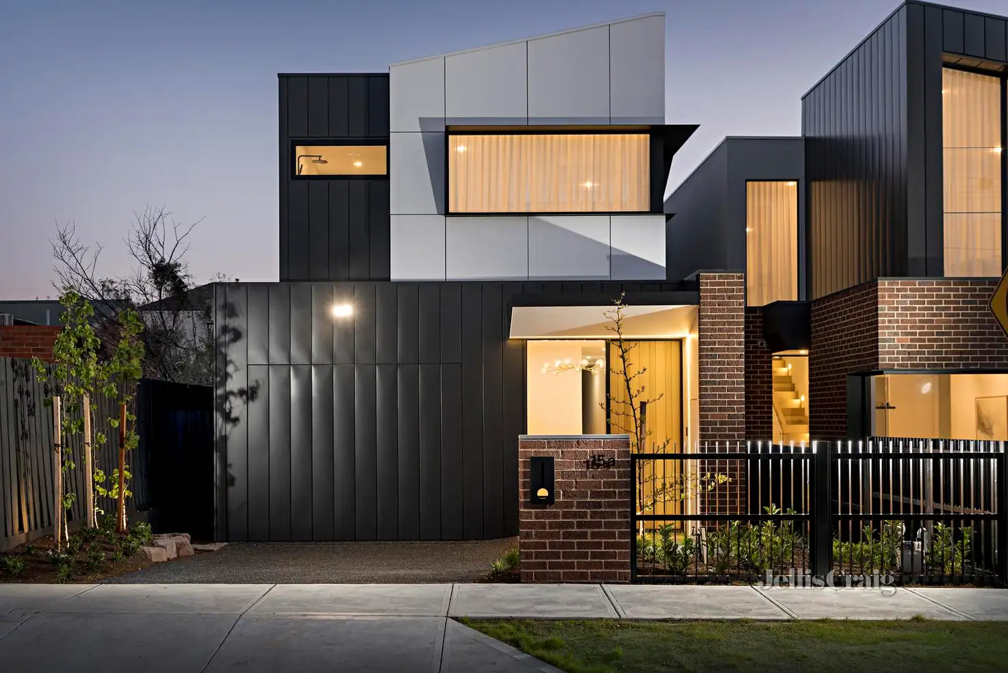 Main view of Homely house listing, 15a Roselyn Crescent, Bentleigh East VIC 3165