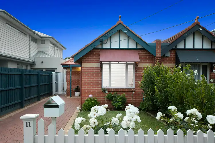 11 Laurie Street, Newport VIC 3015